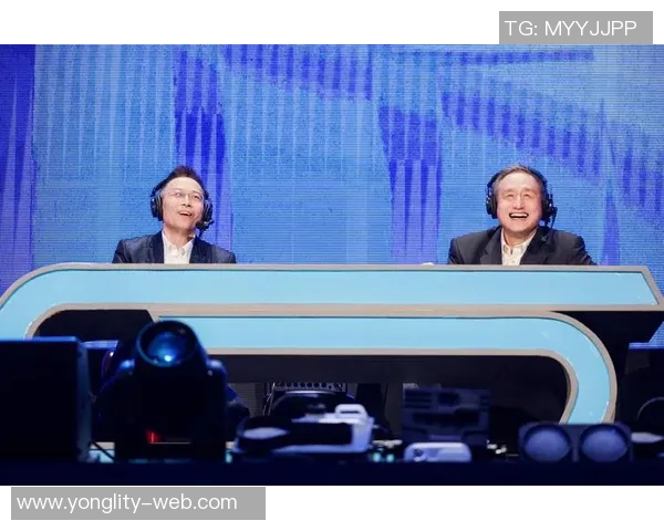 足球解说员张路的精彩瞬间与背后故事揭秘